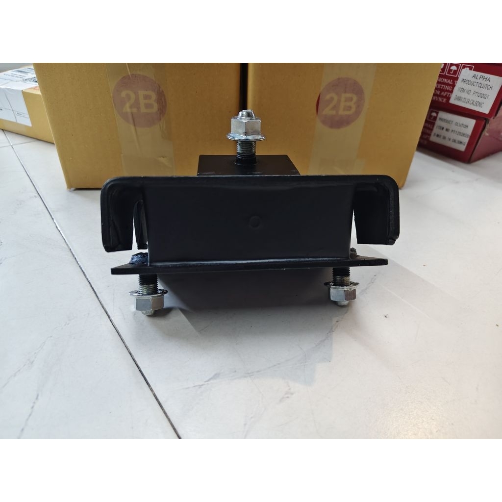 ยางแท่นเครื่องหลัง Hino KT725 FL176 KT925 (ตรง) EH700
