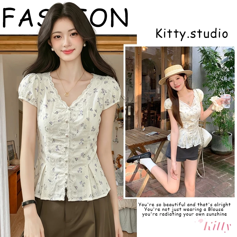 Kitty พร้อมส่ง✨ เสื้อลูกไม้ลายดอก คอวีแขนพอง รัดเอวครอปท็อป