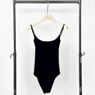 Atipashop - Lunara Bodysuit | บอดี้สูทสายเส้นเล็ก ลุคมินิมอล เปิดหลังเซกซี่เบาๆ