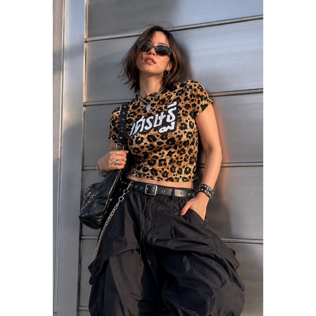 BANGKOK TALES: TOP-เสื้อลาย-เสือดาว-เศรษฐี-44