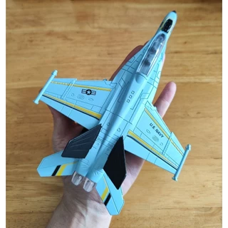 เครื่องบิน เหล็ก F16 F18 ยาว 21.5 ซม. มีเสียงมีไฟ มีลาน ไม่มีกล่อง เครื่องบิน รบ aircraft Scale 1/72