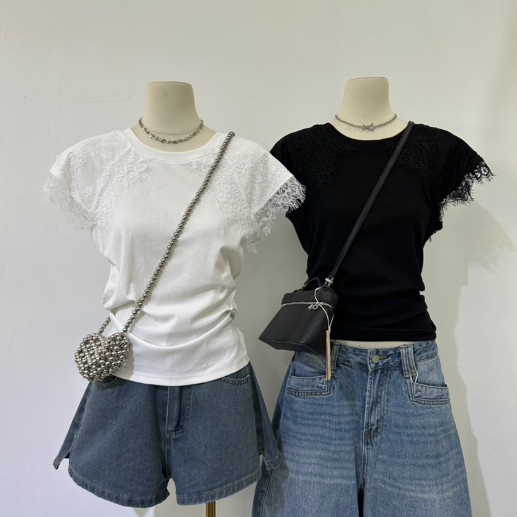 M2200 เสื้อยืดดีเทลแต่งลูกไม้ช่วงไหล่และแขน ลุคนี้คือจึ้งมากกก เนื้อผ้าใส่สบาย ดีเทลลูกไม้ฉลุสวยแพง
