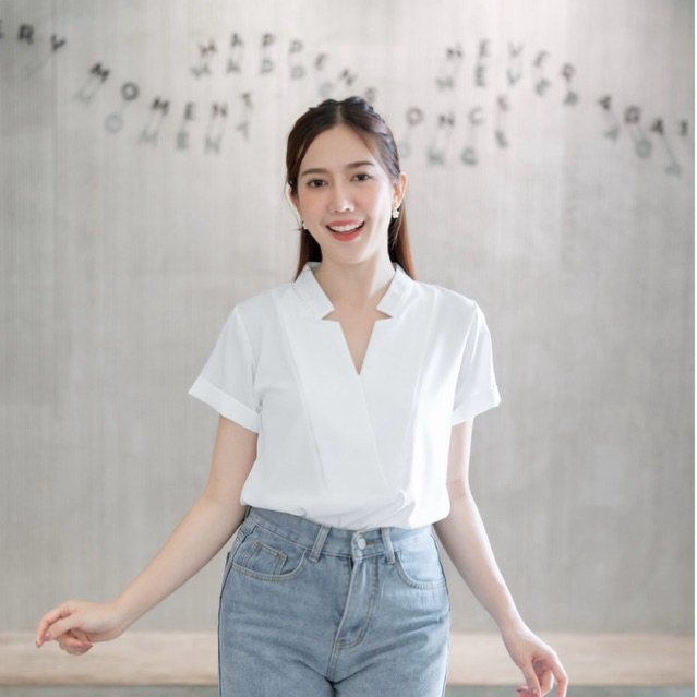 🚀มีส่งด่วน!!💥🇹🇭เสื้อเบล้าส์คอวีจีน แต่งหยักที่คอเป็นรูปดาว ⭐️ #l154shop_A001