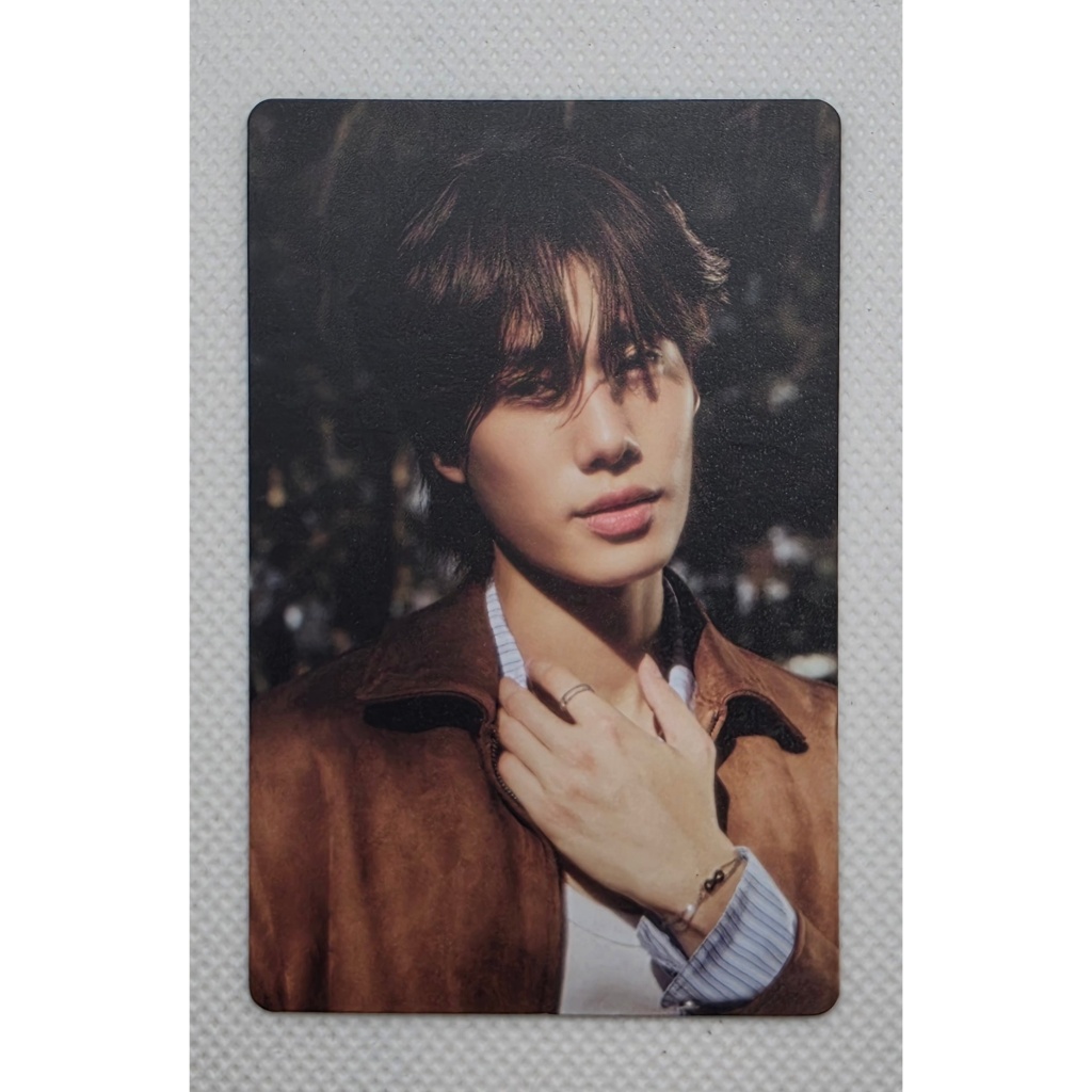 A MINUTE PHOTO SET / PHUWIN