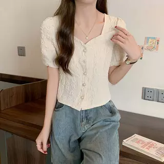 เสื้อเชิ้ตผู้หญิงคอเหลี่ยม แขนตุ๊กตาน่ารัก เสื้อเบลาส์ผ้าชีฟองกระดุมหน้า แฟชั่นเกาหลีใส่ทำงาน ไปคาเฟ่มินิมอล