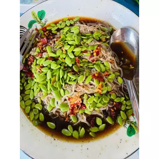 ข้าวปุ้นซาวน้ำปลาร้า “ซาวความแซ่บ นัวถึงใจ คลุกเคล้าความตั้งใจ... ในซองเดียว”