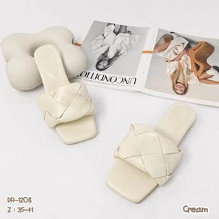 รองเท้าแตะสวมหน้าสาน แบรนด์ Niwa Shoes DR-1208