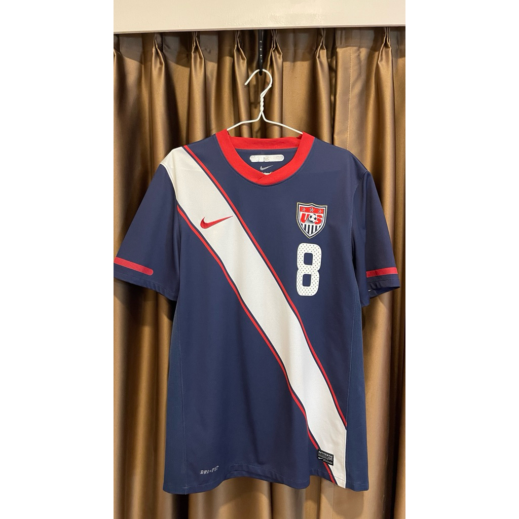 เสื้อทีม USA WC 2010 ชื่อ DEMPSEY