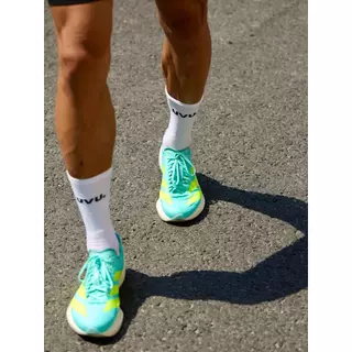 (พร้อมส่ง)ถุงเท้า UVU Running Sock (Black/White)
