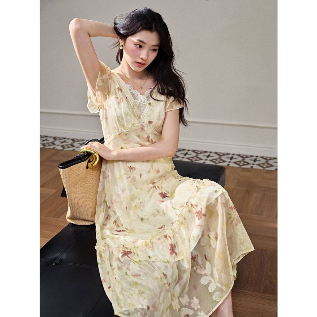 [Preorder] KUOSE : Floral Flutter Sleeve Dress