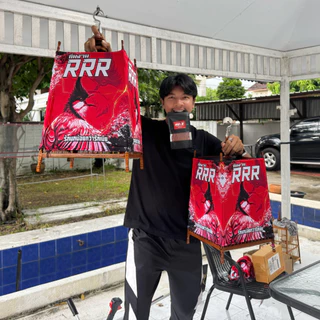 RRR อาหารนกกรงหัวจุก สูตรแข่งR9 Protein24% Fat4% ผลไม้รวม และ ตั๊กแตน จิ้งรีด ไข่มดแดง น้ำผึง แบรนด์ สมุนไพร วิตมินครบ