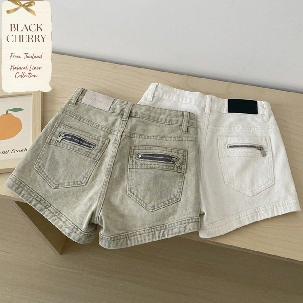 กางเกงยีนส์ขาสั้น แต่งซิปเก๋ๆ กางเกงแฟชั่นผู้หญิง เอวสูง ทรงสวย Vintage Shorts | Black Cherry