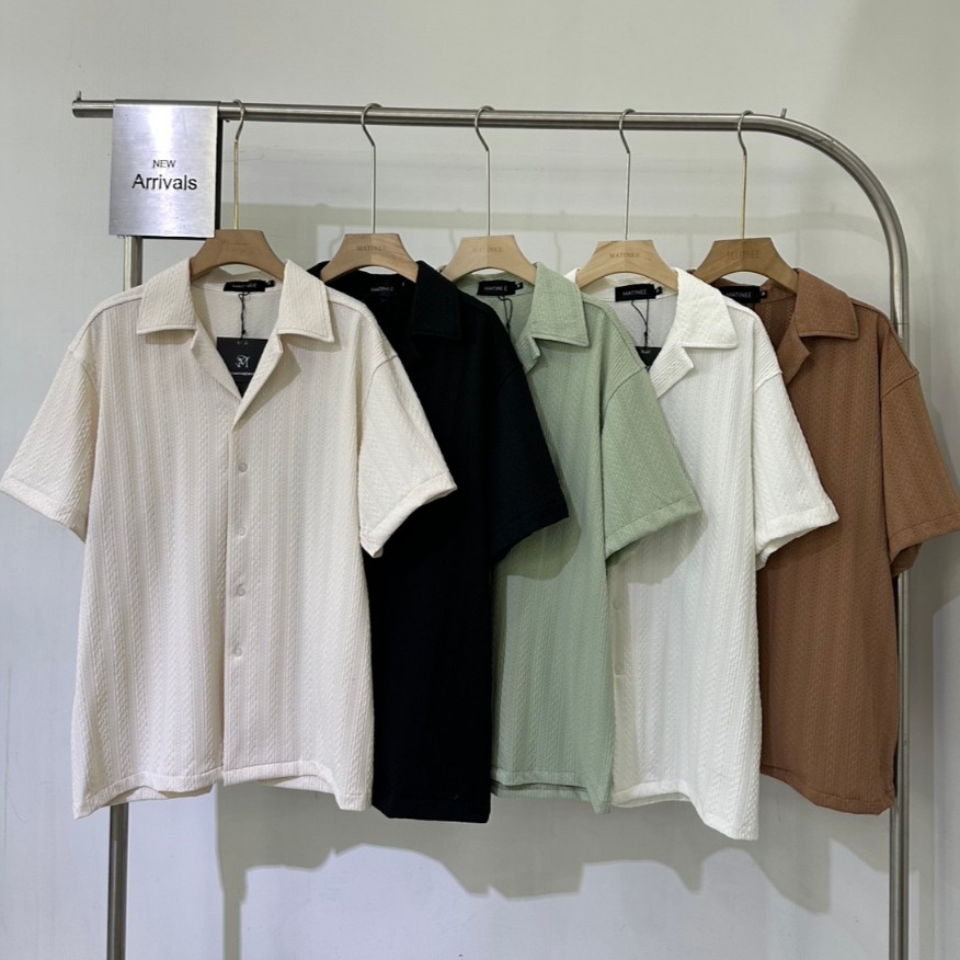 เสื้อเชิ้ตผู้ชายแขนสั้น ผ้ามีเท็กซ์เจอร์ลายในตัว รุ่น N135