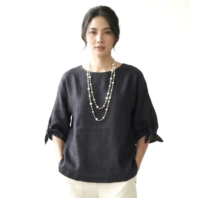 เสื้อผ้าลินินแท้100% คอกลม แขนสามส่วน ปลายแขนผูกโบว์แบบเก๋ๆ น่ารัก ทรงสวย ใส่แบบสบายๆ สีสันสดใส สินค้าพร้อมส่งคะ