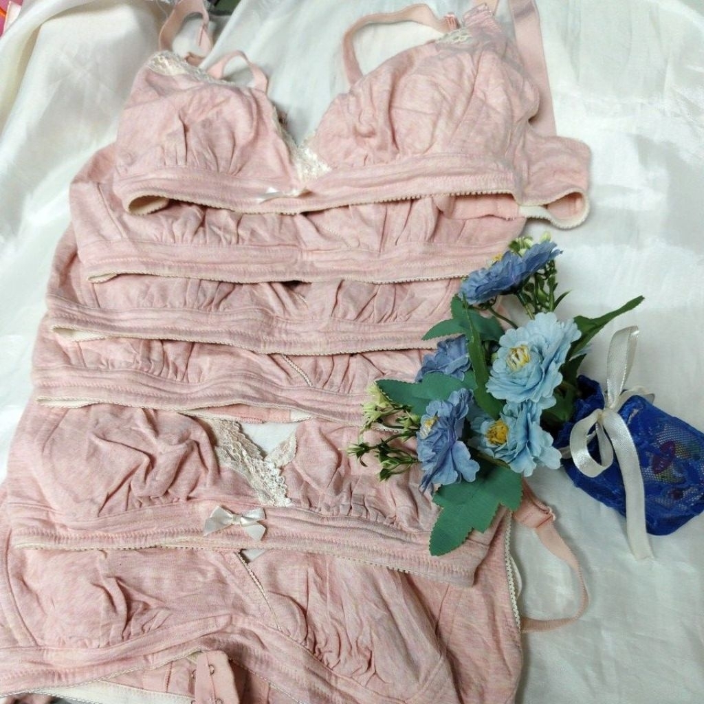 เสื้อชั้นในญี่ปุ่นฟองบางไม่มีโครงของใหม่