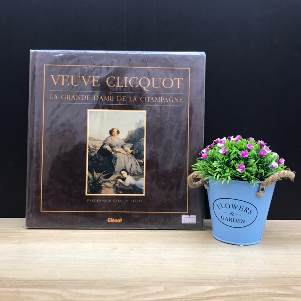 🥂 [FR] W2246 : VEUVE CLICQUOT La Grande Dame De La Champagne