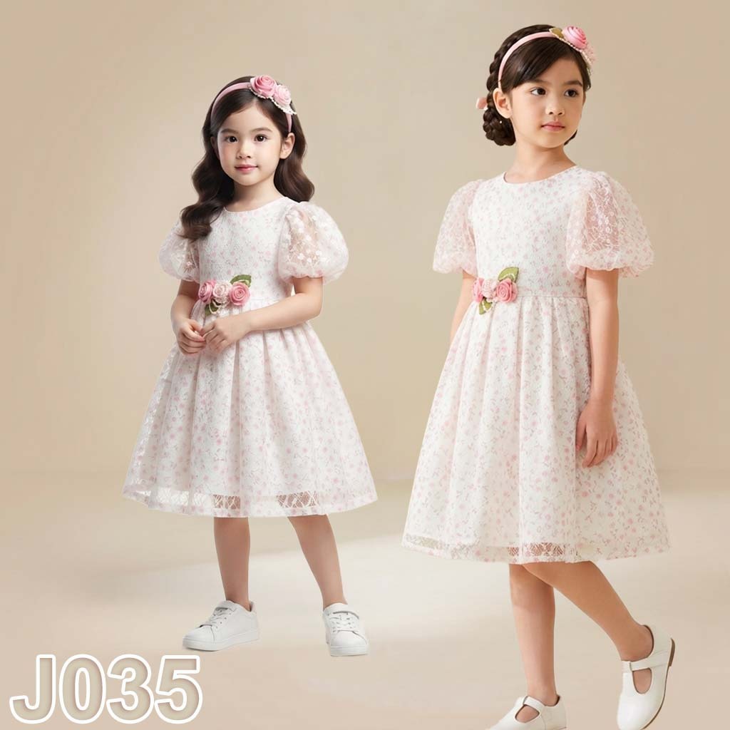 J035 เดรสผ้าลูกไม้ พิมพ์ลายดอกเดซี่