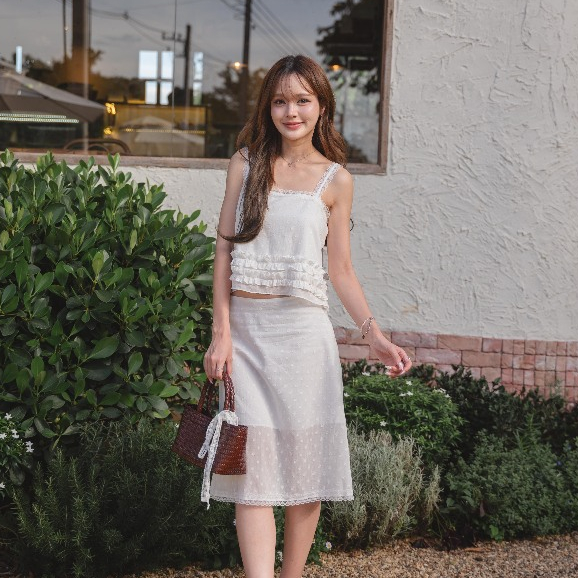LILGLORY Polly Skirt กระโปรง แต่งลูกไม้ (เฉพาะกระโปรง)