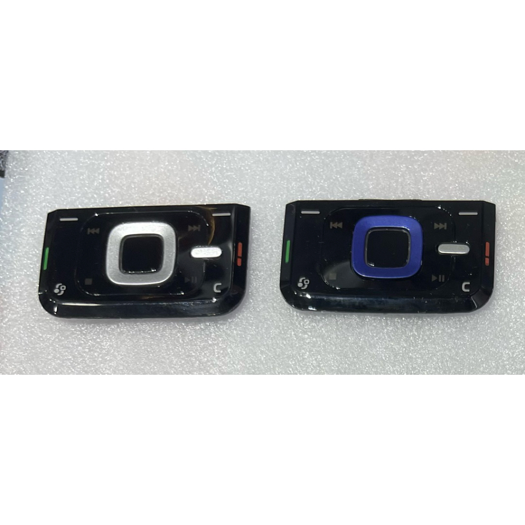 ปุ่มกดNokia N81 (สำหรับมือถือ)ด้านบน