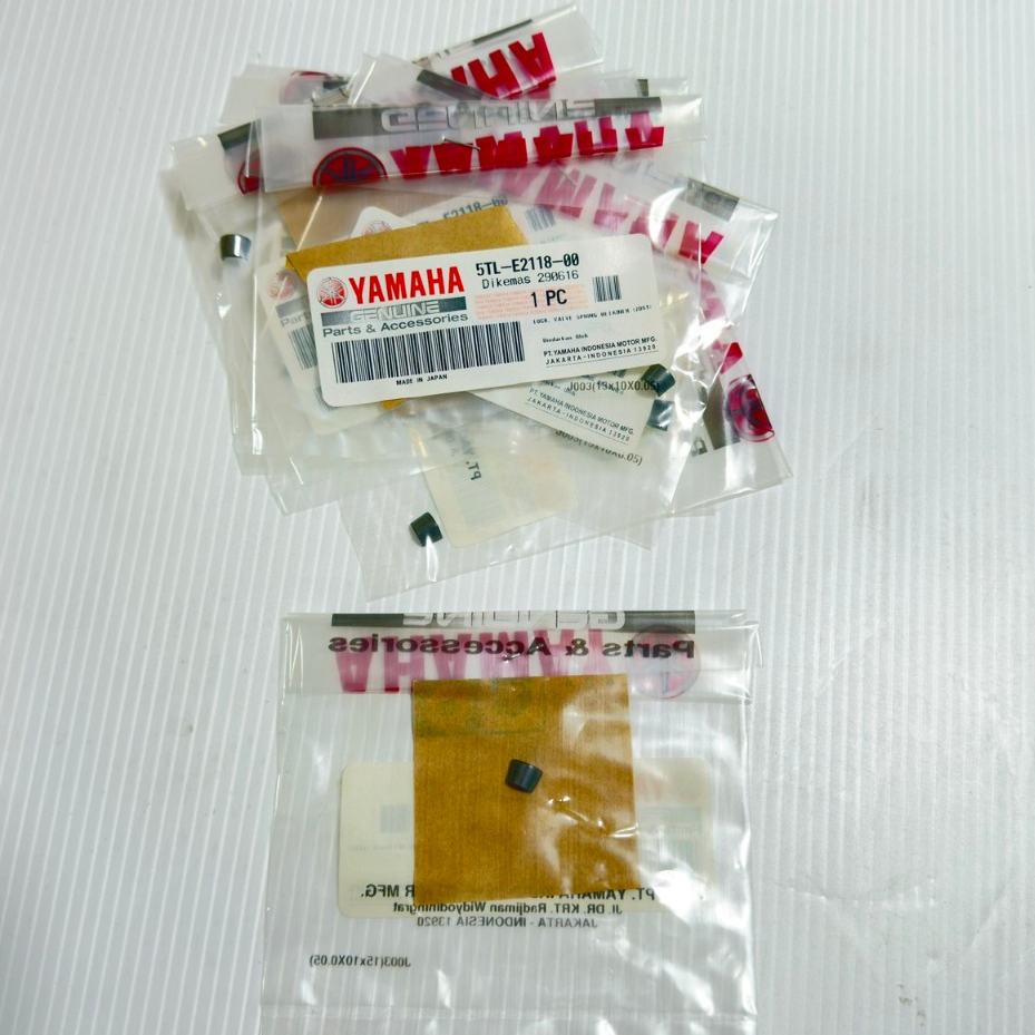เล็บวาล์ว ปะกับล็อควาล์ว รหัส 5TL-E2118-00 เป็นของเท้ YAMAHA  ราคาต่อ 1ชิ้น