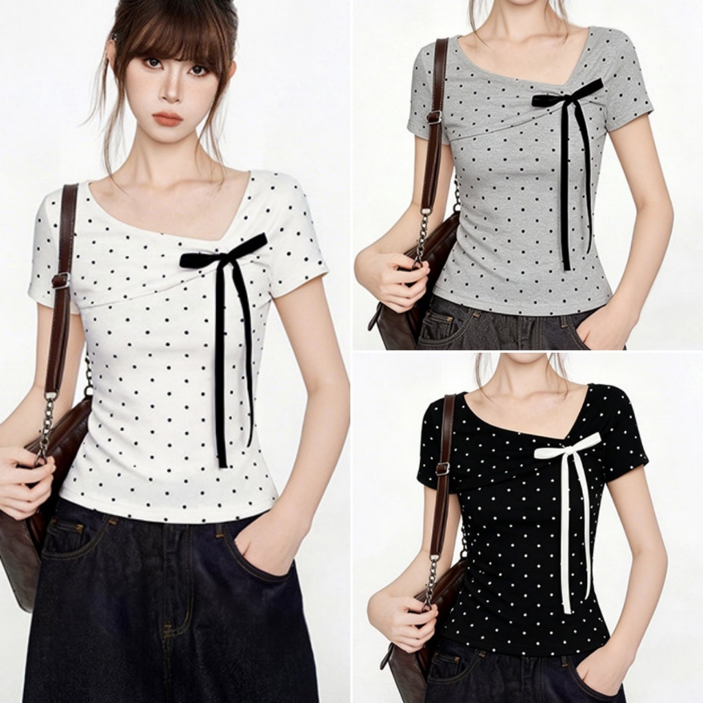 Beryl พร้อมส่ง เสื้อยืดผู้หญิง เสื้อยืดจุดลายผู้หญิง คอเบี้ยว ทรงคอไม่ตรง แต่งโบว์ริบบิ้นสายยาว สไตล์เกาหลี