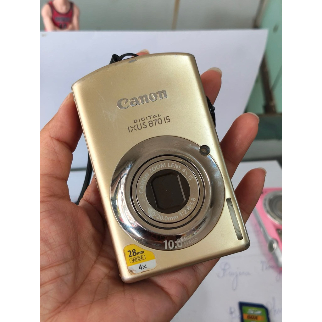 Rare digital compact camera of Canon Digital IXUS870is/IXY920