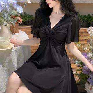 💫S-5XL พร้อมจัดส่ง【EVIOVIO】💞ชุดเดรสแขนระบาย รุ่นยอดฮิต ใส่ทำงานสวย พรางหุ่น ชุดสุภาพ ชุดสาวอวบ ใส่ได้หลายโอกาส🪷