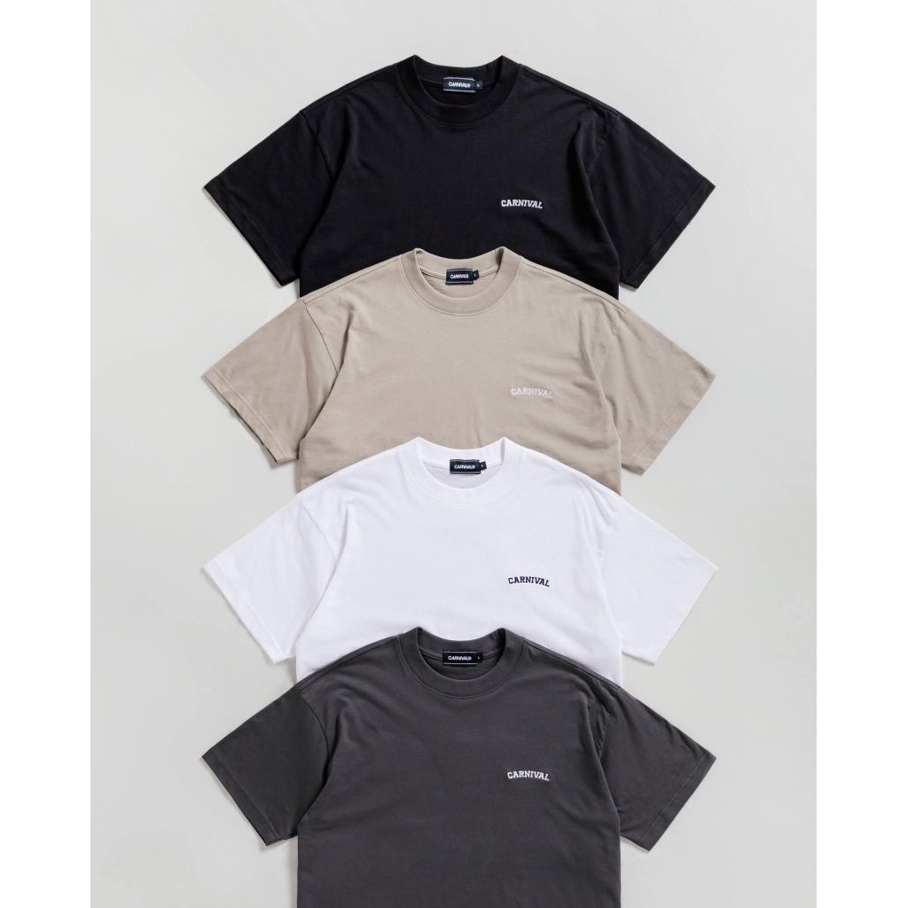 [ ของแท้ ] เสื้อยืด CARNIVAL ESSENTIAL SLUB LOGO BOXY T-SHIRT ของใหม่ พร้อมส่ง