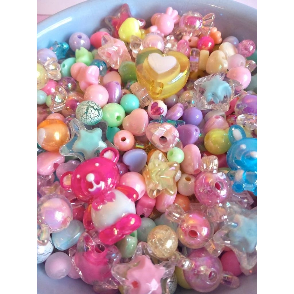 ลูกปัดแก้วแบบสุ่ม15ชิ้น