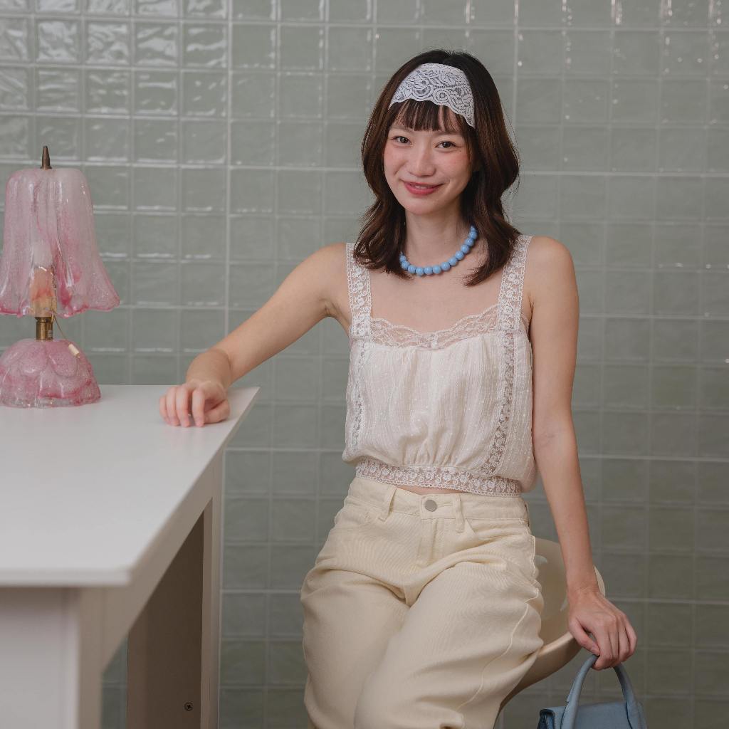 Kimmame - เสื้อ รุ่น Rose Dot Lace Spaghetti