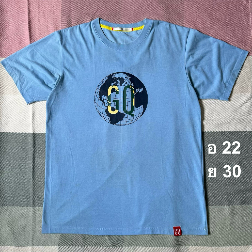 เสื้อยืด GQ ลายลูกโลก สีฟ้า มือสอง แท้ Size L