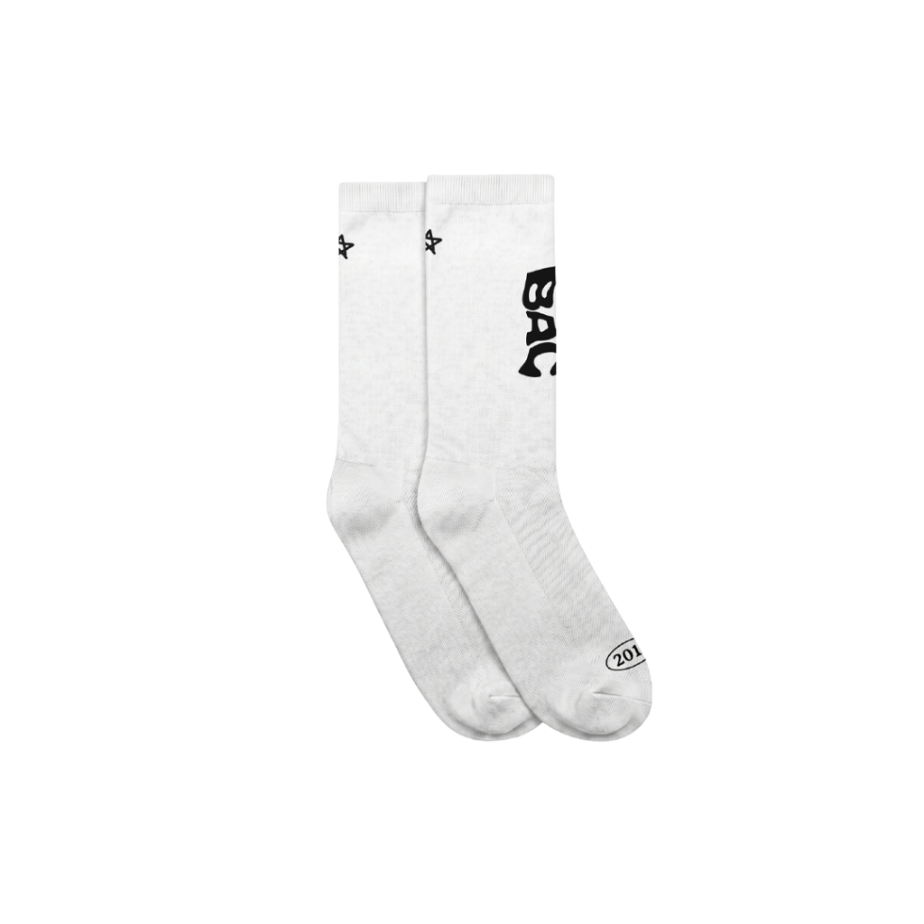 Bacon Time | The Muscle Bacging Club Socks [White] ถุงเท้า ทีมเบคอนไทม์