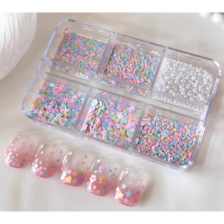 กลิตเตอร์กล่อง 6ช่อง เครื่องประดับเล็บลายดอกดาวห้าเหลี่ยม