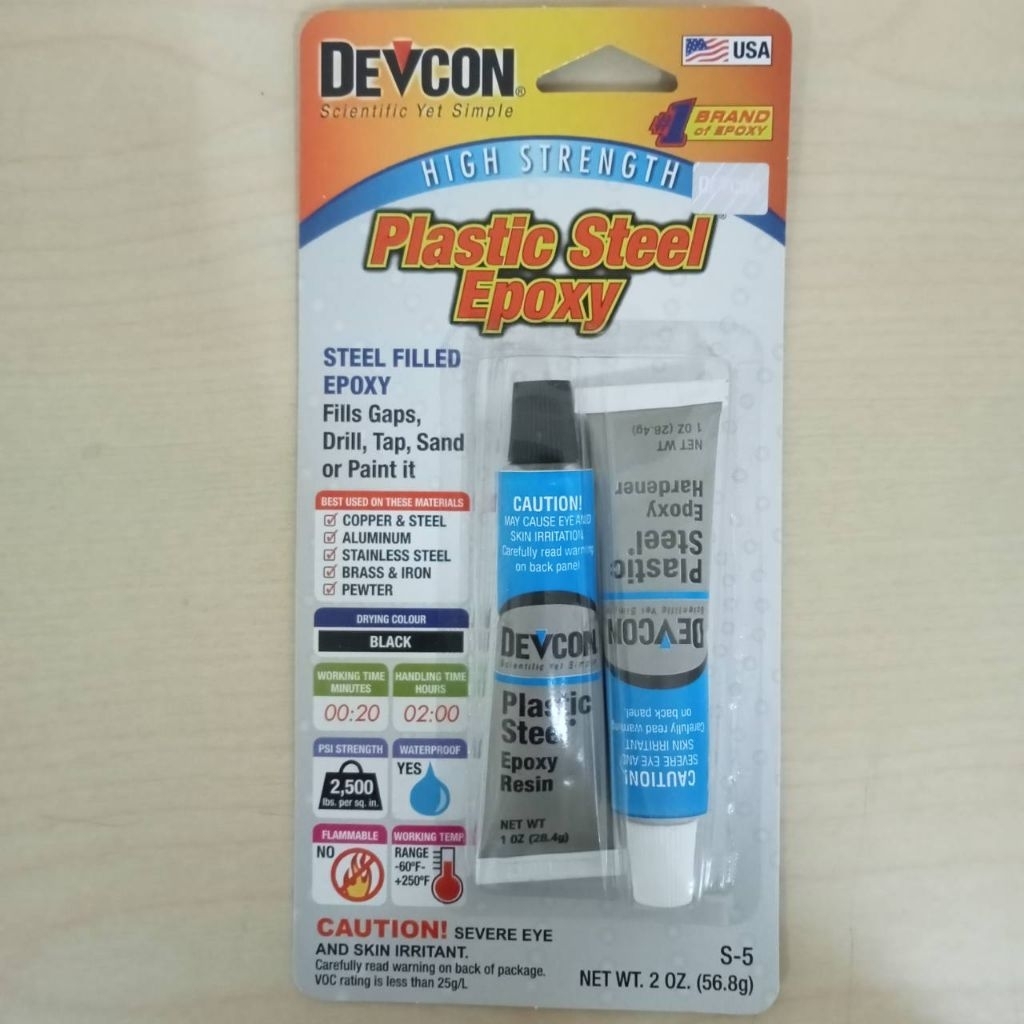 Devcon Plastic Steel Epoxy #S-5 กาวอีพ็อกซี่ชนิด Putty แบบ 2 ส่วน สีเทาเข้มแห้งช้า ขนาด 2oz./56.8g. 
