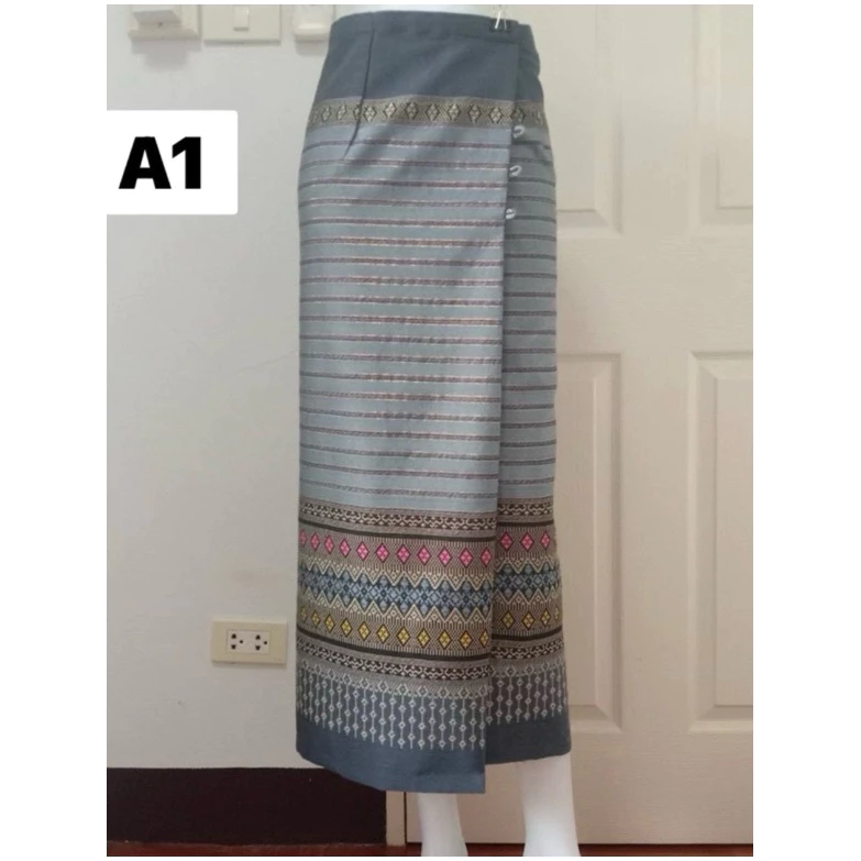 ผ้าถุงสำเร็จ ติดตะขอ พร้อมใส่ อัดกาวเรียบร้อย (สินค้าจริงไม่มีกระดุม)