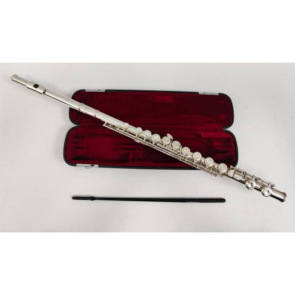 Yamaha Flute  211SII ฟลูทยามาฮ่า รุ่น  211SII (Silver  Plated) มือสอง ของแท้ made in japan