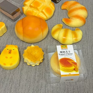 พร้อมส่ง สกุชชี่ ขนมปัง เบเกอรี่ นุ่มหนึบ บีบคลายเครียด คืนตัวช้า (มีหลายแบบ) AA-33