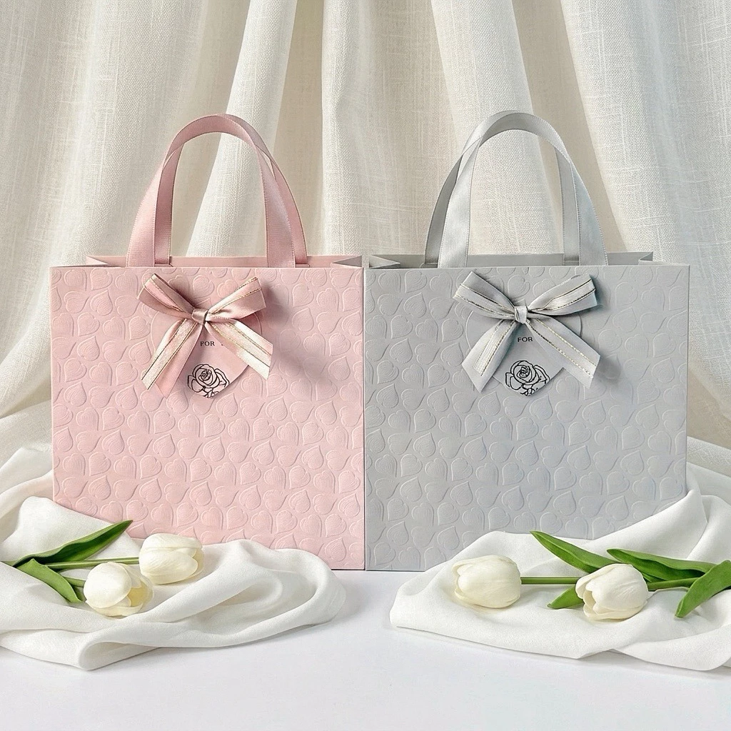 ถุงกระดาษJust for you ขนาด24x24x10cm. ปั้มนูนลายหัวใจ ฟอยล์rose gold หูริบบิ้นซ่อนปลายพรีเมี่ยม ถุงของขวัญ Gift bag