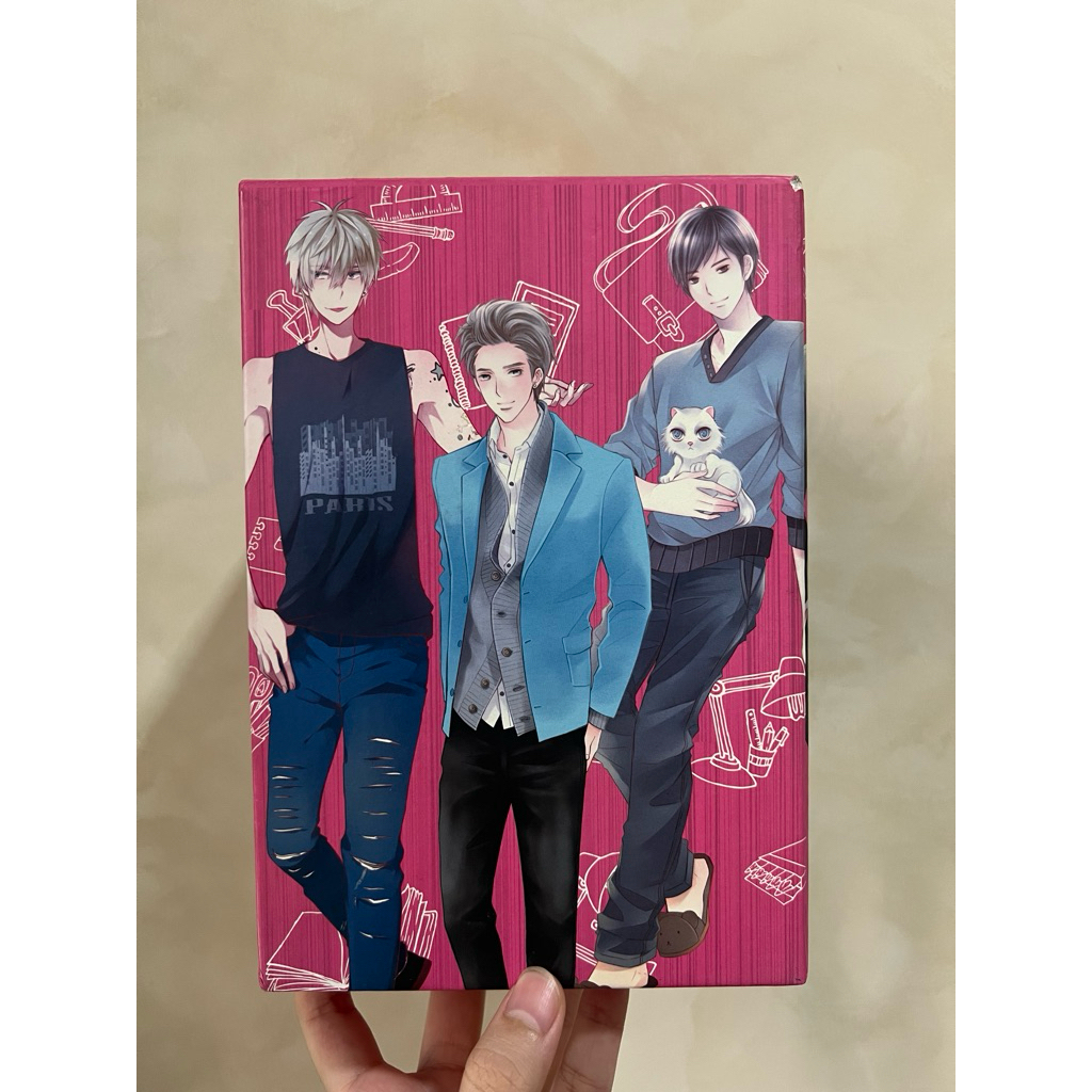 ส่งต่อ Box set Jamsai Uprince ใส่หนังสือแจ่มใสได้ 12 เล่ม (box เปล่า)