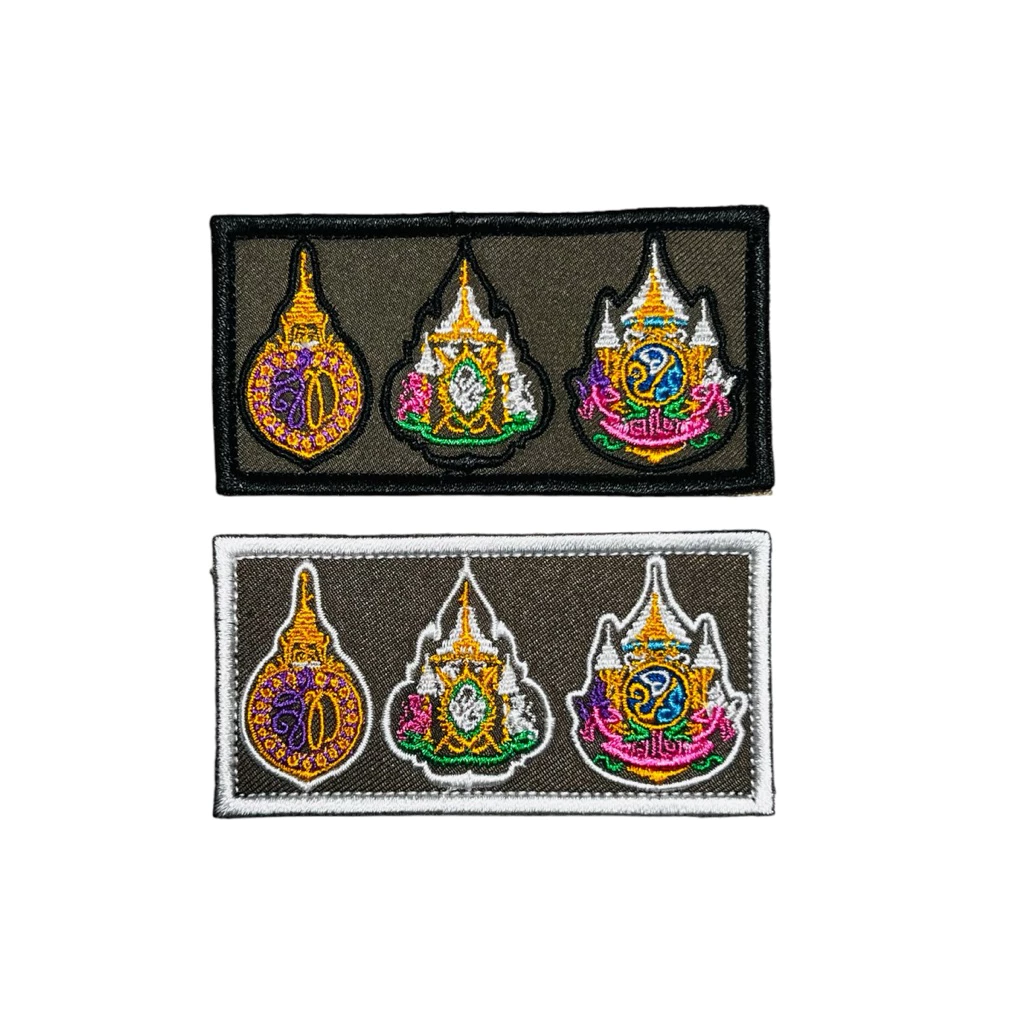 ป้ายเข็มประดับ 3 เหรียญ มี 2 สีให้เลือก