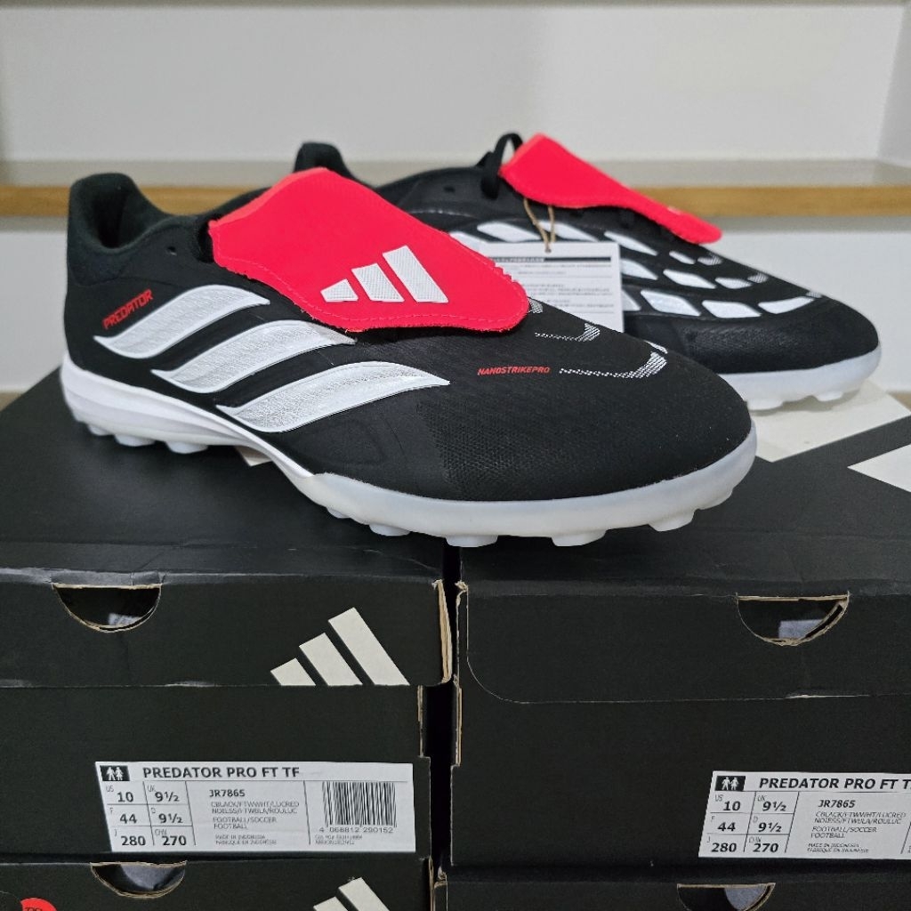 [ร้อยปุ่มตัวท็อป] Predator 26 Pro FT TF (JR7865) รองเท้าฟุตบอลของแท้ 100%