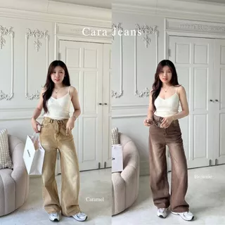 Beberlin กางเกงยีนส์ ขากระบอกกลาง สีเฟด รุ่น Cara Jeans / No : 7091