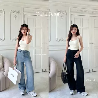 Beberlin กางเกงยีนส์ ขากระบอกกลาง สีเฟด รุ่น Cara Jeans / No : 7091