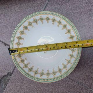 ชามบากบาน ขนาด 7.25 นิ้ว ทำจากเซรามิค มีสวดลายสวยงาม น้ำหนักเบา เข้าไมโครเวฟได้