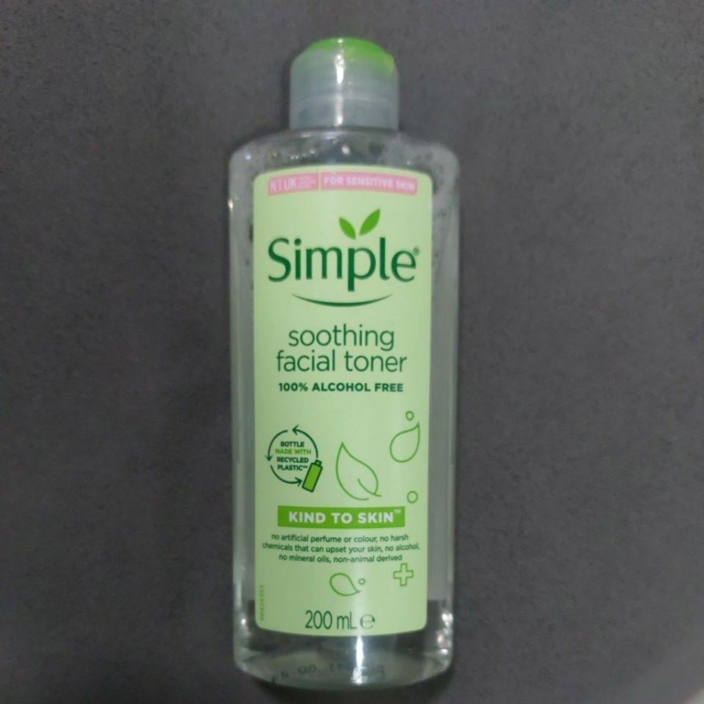 Simple kind to skin soothing facial toner for sensitive skin 200 ml.ผลิต 12/2568