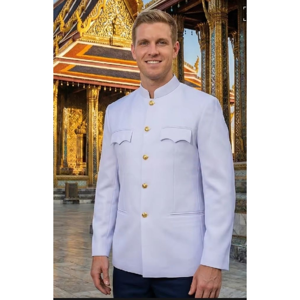 เสื้อราชปะแตนผู้ชาย สีขาว ชุดไทยผู้ชาย ทรงมาตรฐานสมัยรัชกาลที่ ๕ เนื้อผ้าเสริช (สำหรับใส่ออกงาน, ชุดเจ้าบ่าว,งานพิธีการ)
