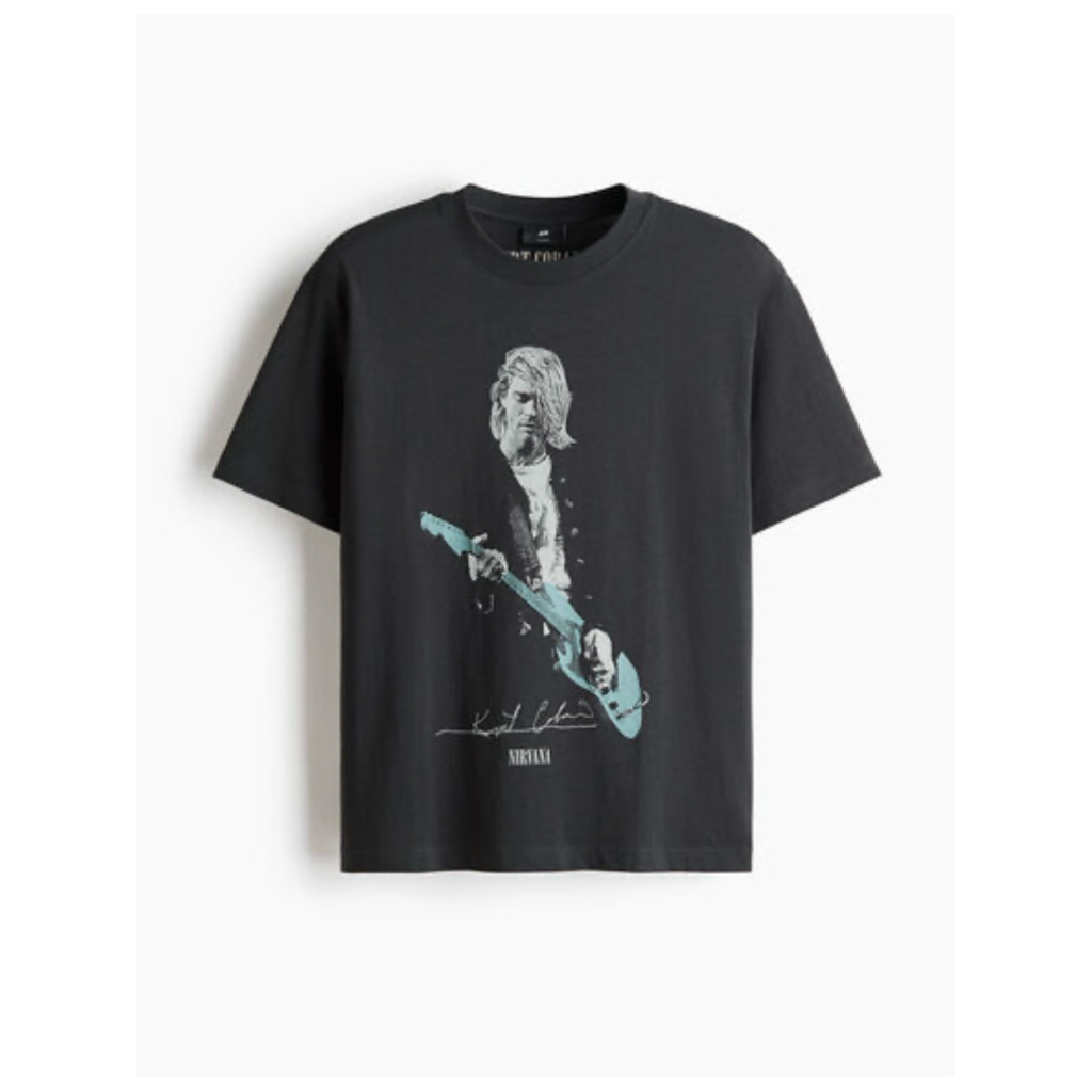 H&M เสื้อยืดพิมพ์ลายแบบหลวม ผู้ชาย (Nirvana:KURT COBAIN)