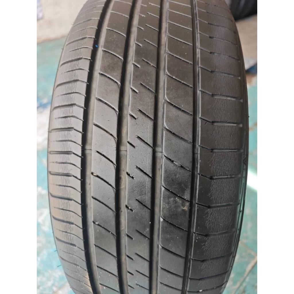 ยางเปอร์เซ็นต์ ยางมือสอง Dunlop ขนาด  195 55 R15 ปี22 ราคา 312 บาท