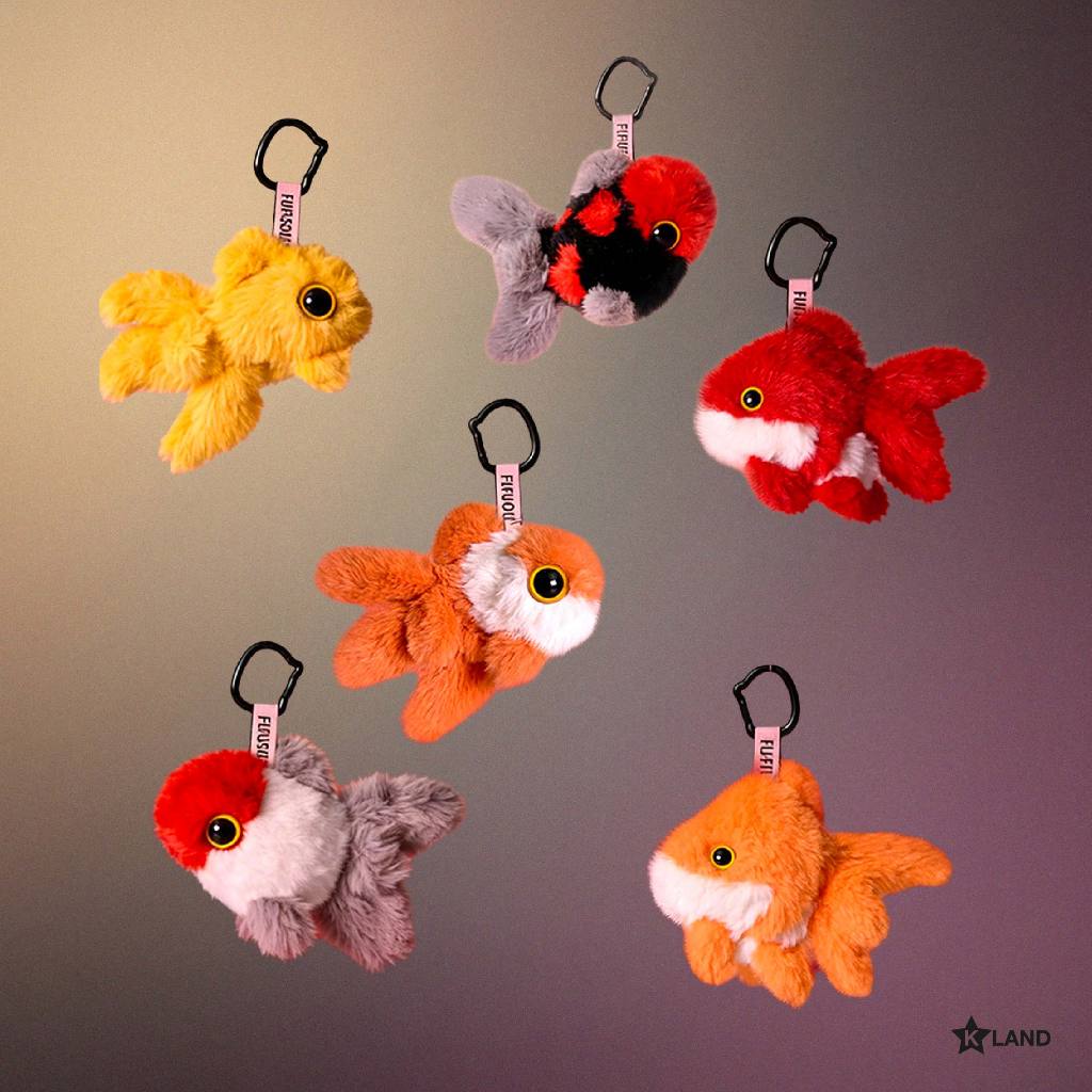 FUFUSOUL พวงกุญแจตุ๊กตาปลามงคล รุ่น Blessed Fragrant Fish Series  มีกลิ่นหอม (Scented Keyring) (FFS26KR2215U)