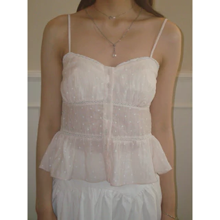 MELT.INMOMENTS Rosie Top เสื้อสายเดี่ยวแต่งลูกไม้ - พร้อมส่ง โค้ดลด 25% max 1,000